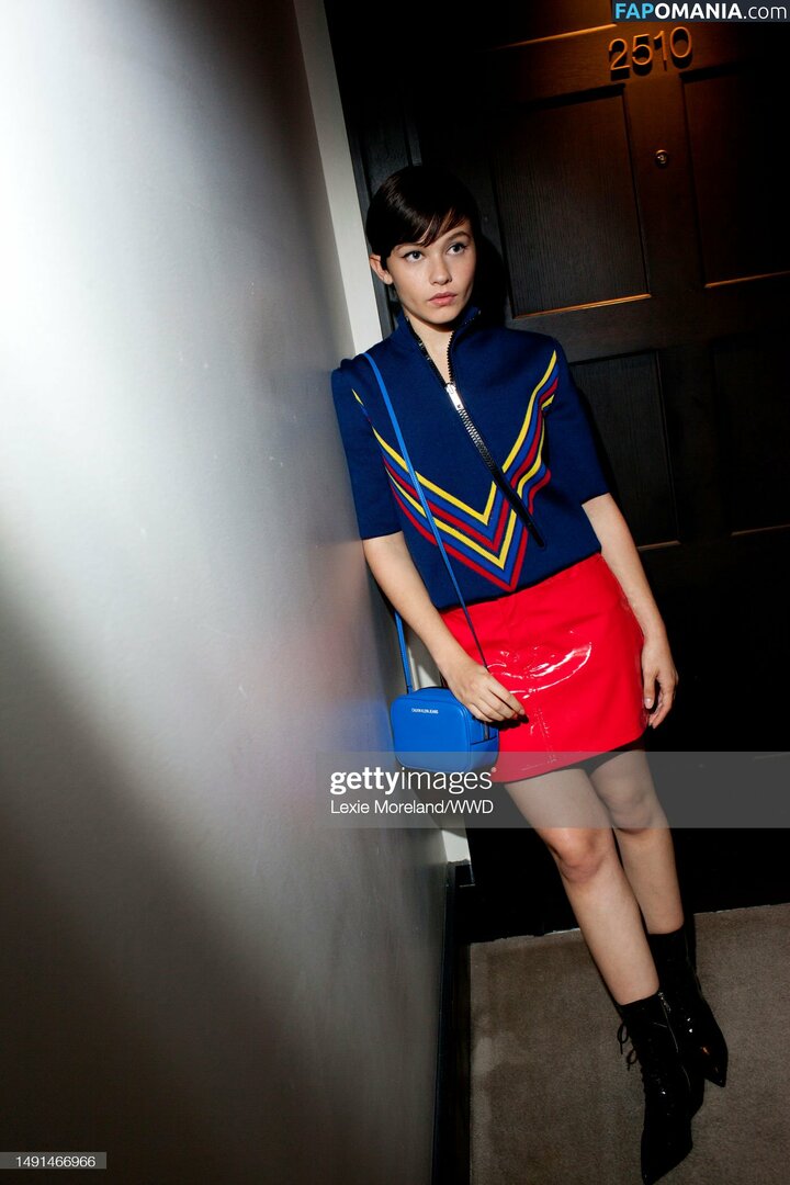 Cailee Spaeny / caileespaeny Nahý OnlyFans  Uniklá fotka #7