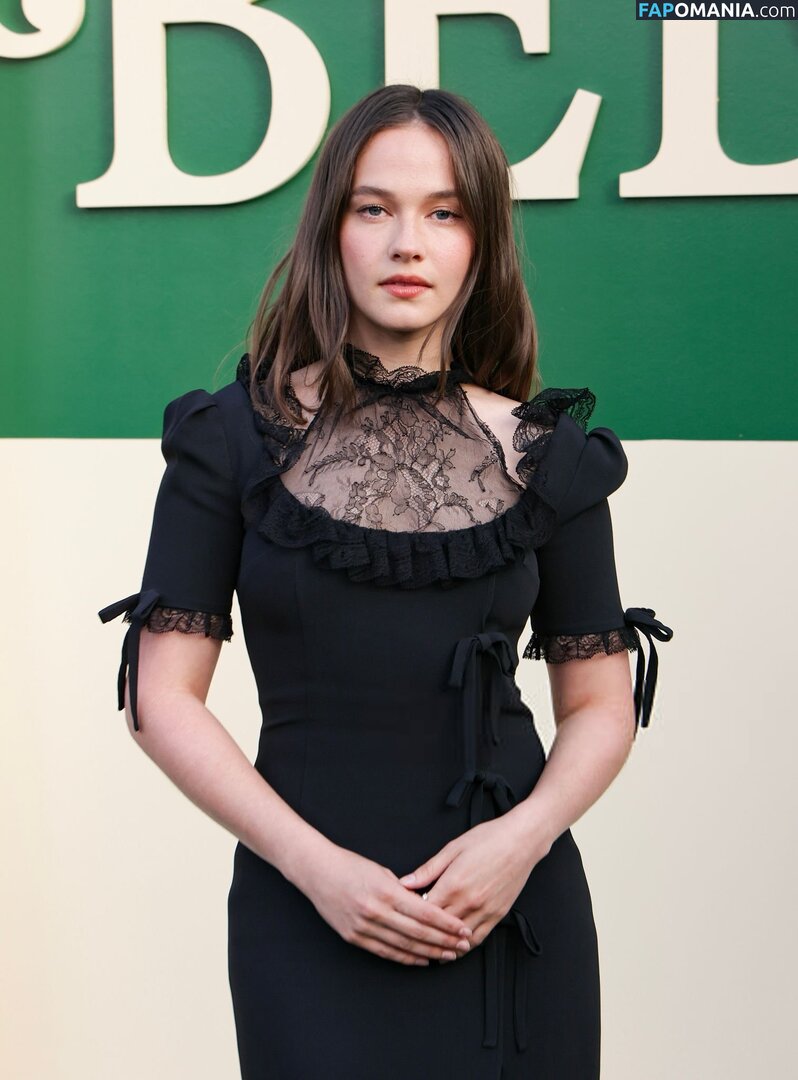Cailee Spaeny / caileespaeny Nahý OnlyFans  Uniklá fotka #350