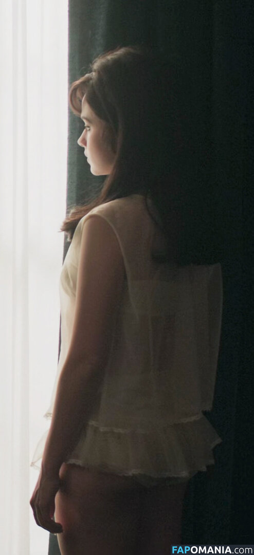 Cailee Spaeny / caileespaeny Nahý OnlyFans  Uniklá fotka #372