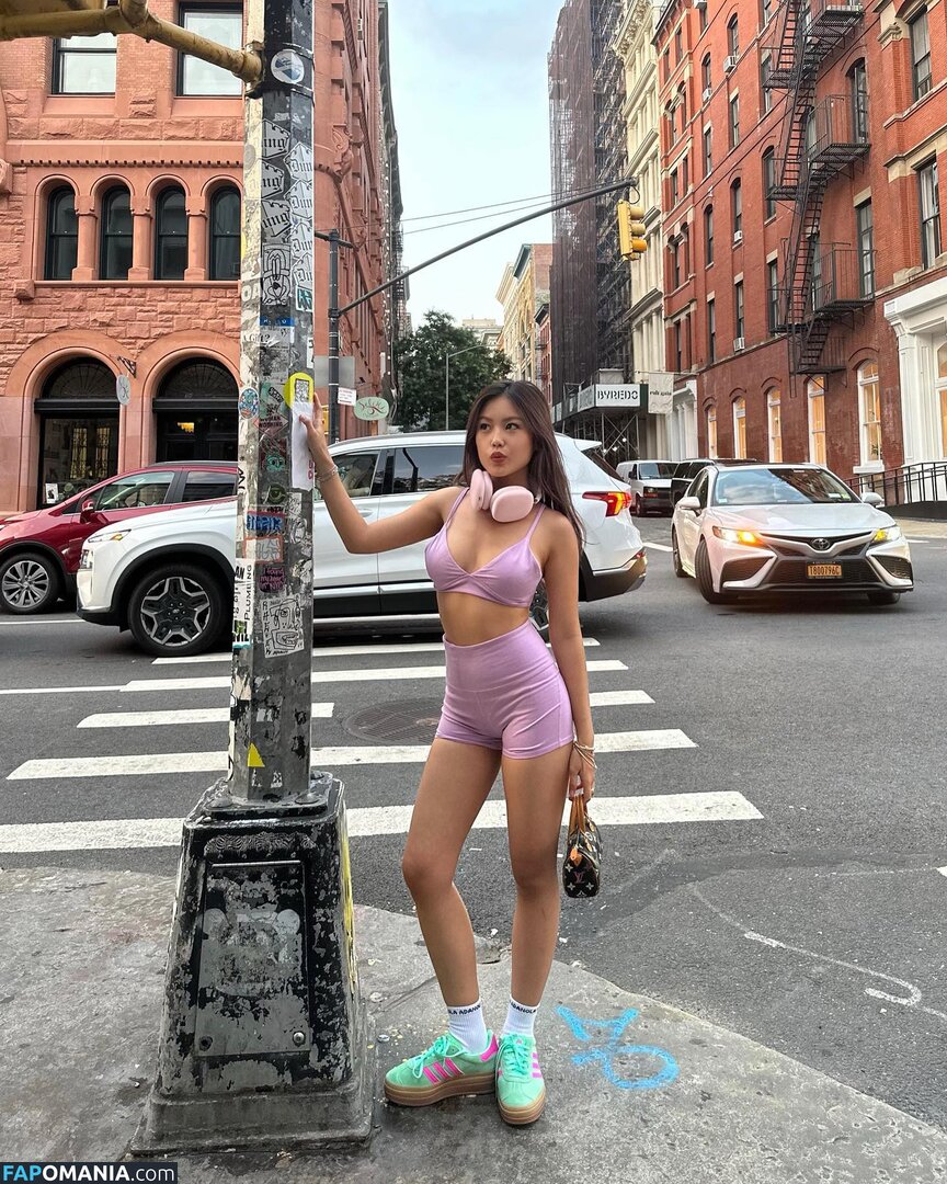 Caitlin Agustina / caitlinagustina Nahý OnlyFans  Uniklá fotka #4