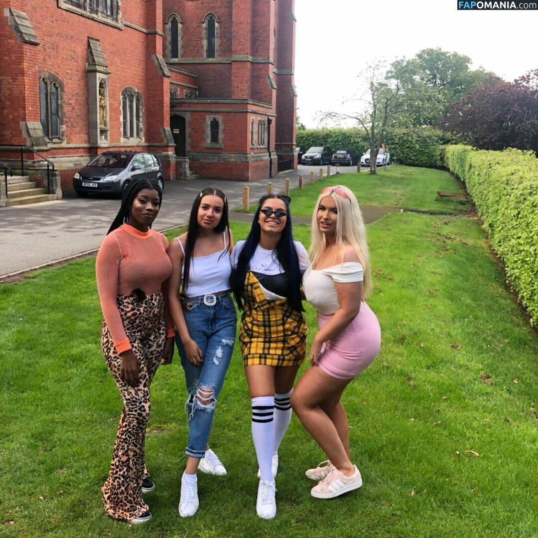  / Caitlin / Slowpuke / caitlinpauyaaa / slowpuke_ Nahý OnlyFans  Uniklá fotka #25