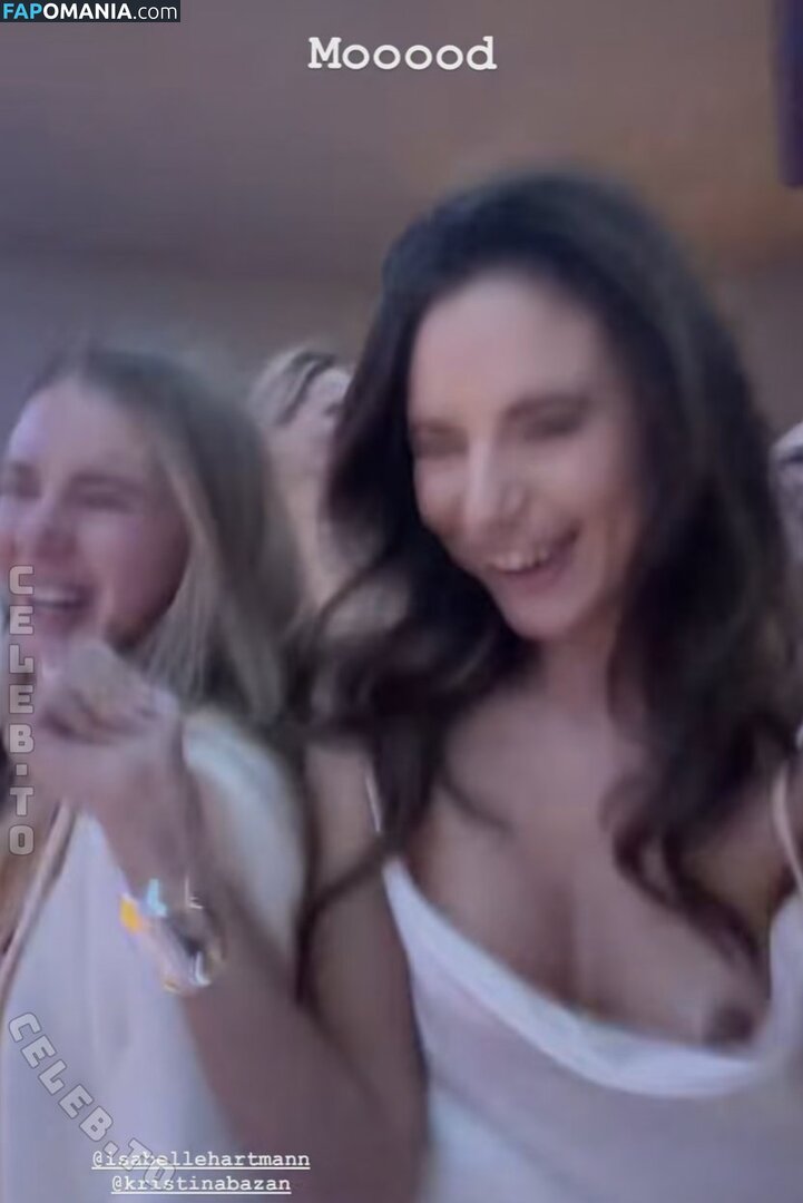 Carina Zavline / carina Nahý OnlyFans  Uniklá fotka #1