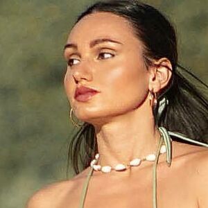 Carinnha White