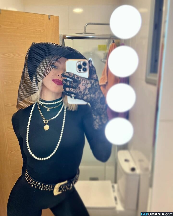 Carlotad26 / carlotta Nahý OnlyFans  Uniklá fotka #248