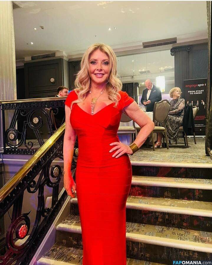 Carol Vorderman Nahý OnlyFans  Uniklá fotka #7