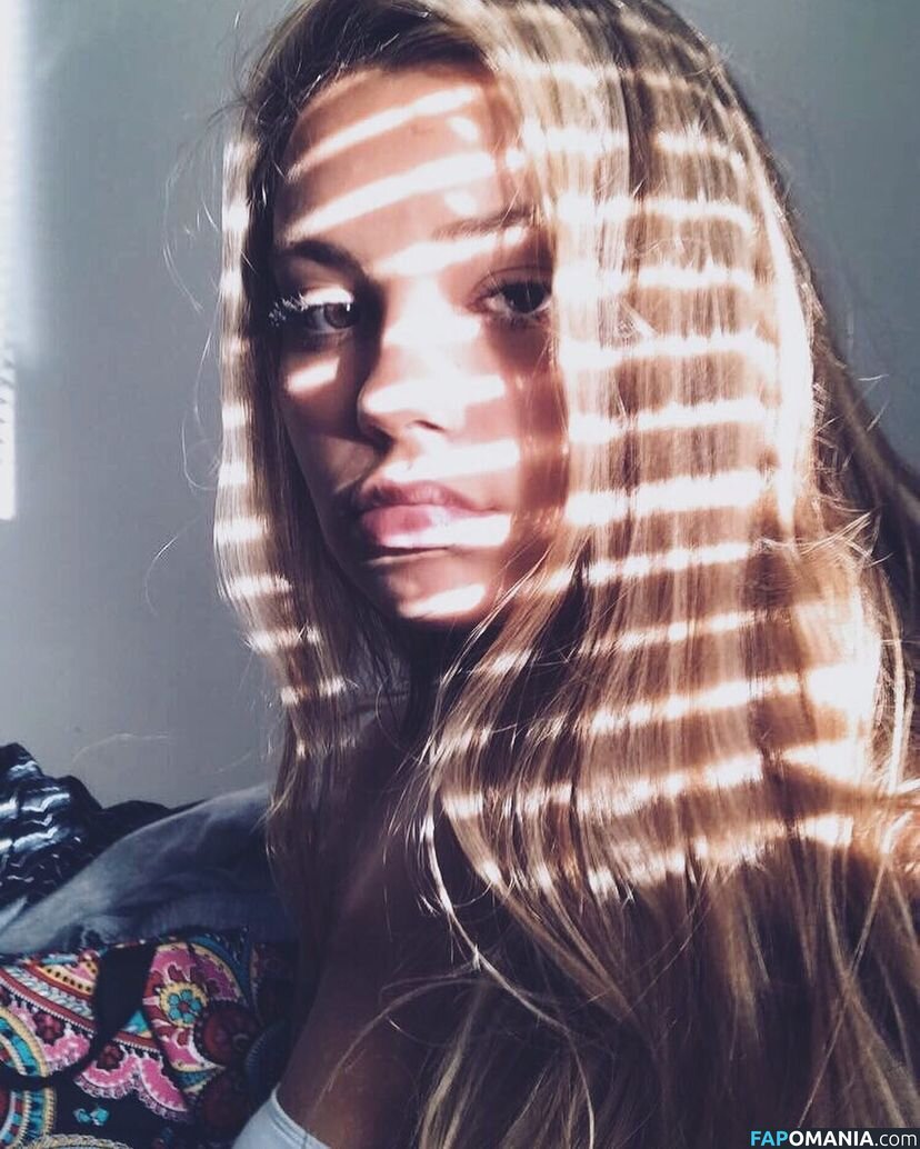 Catie Archambeau / catie.a Nahý OnlyFans  Uniklá fotka #12