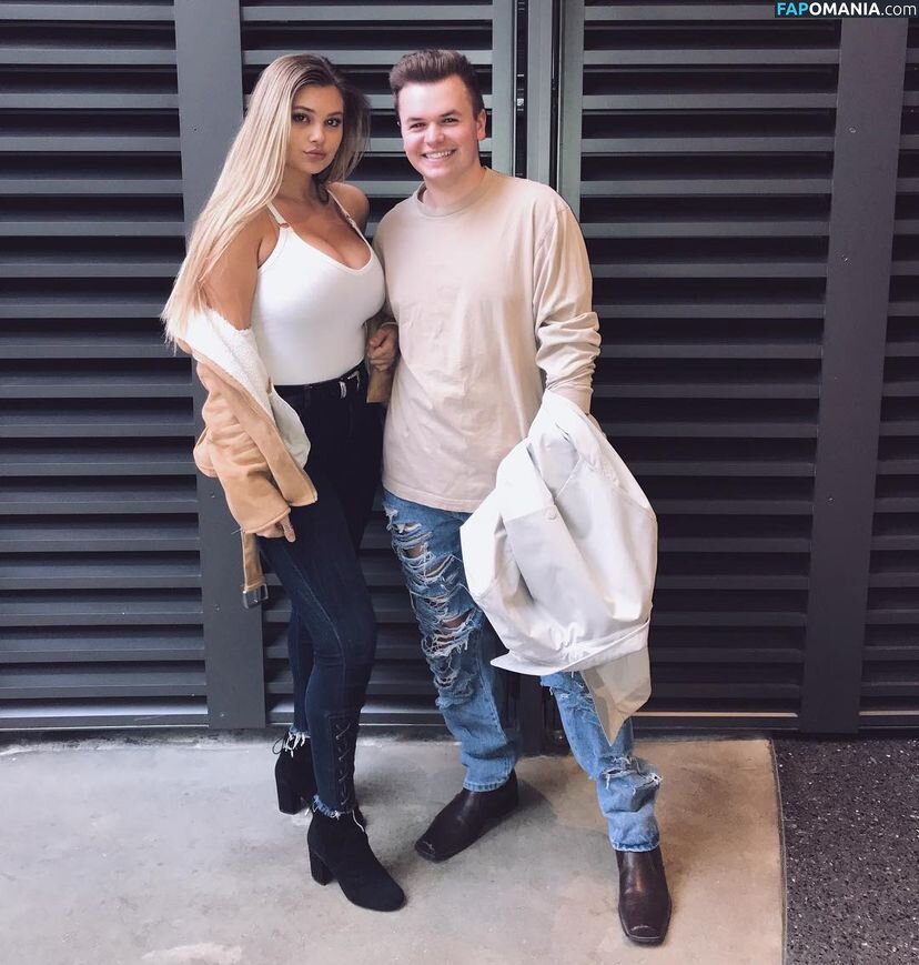Catie Archambeau / catie.a Nahý OnlyFans  Uniklá fotka #16