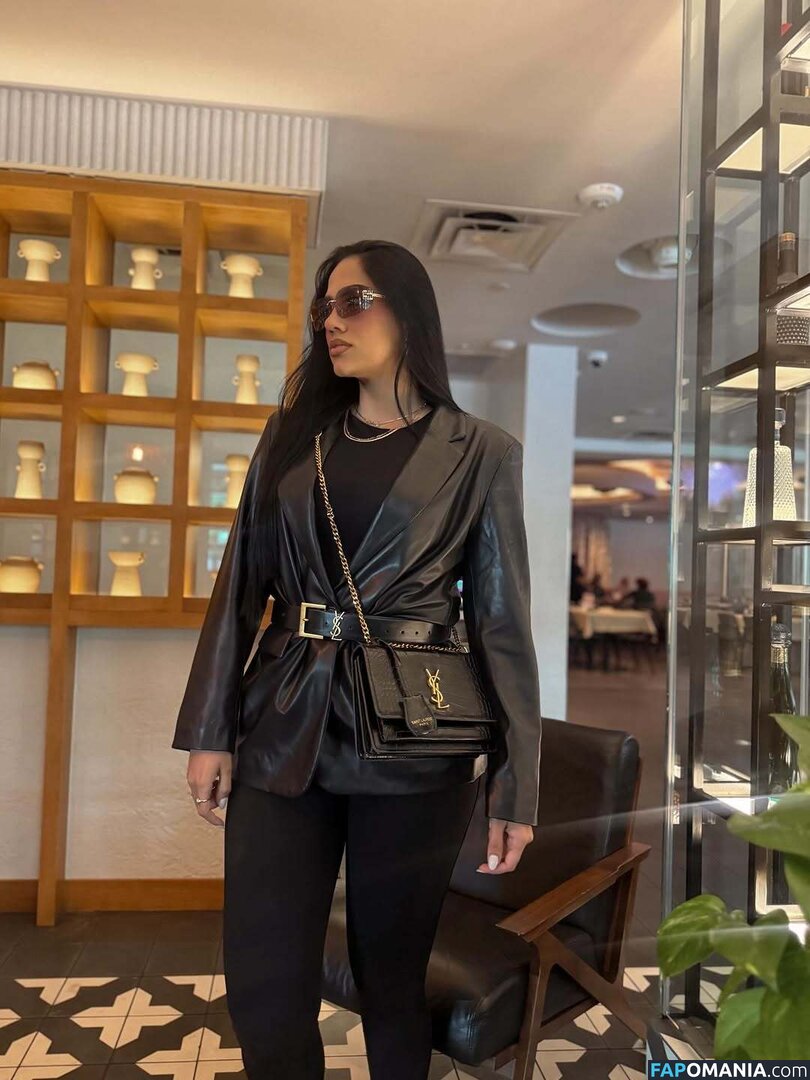 Cecilia Rossell / ceciliarossellhn Nahý OnlyFans  Uniklá fotka #17