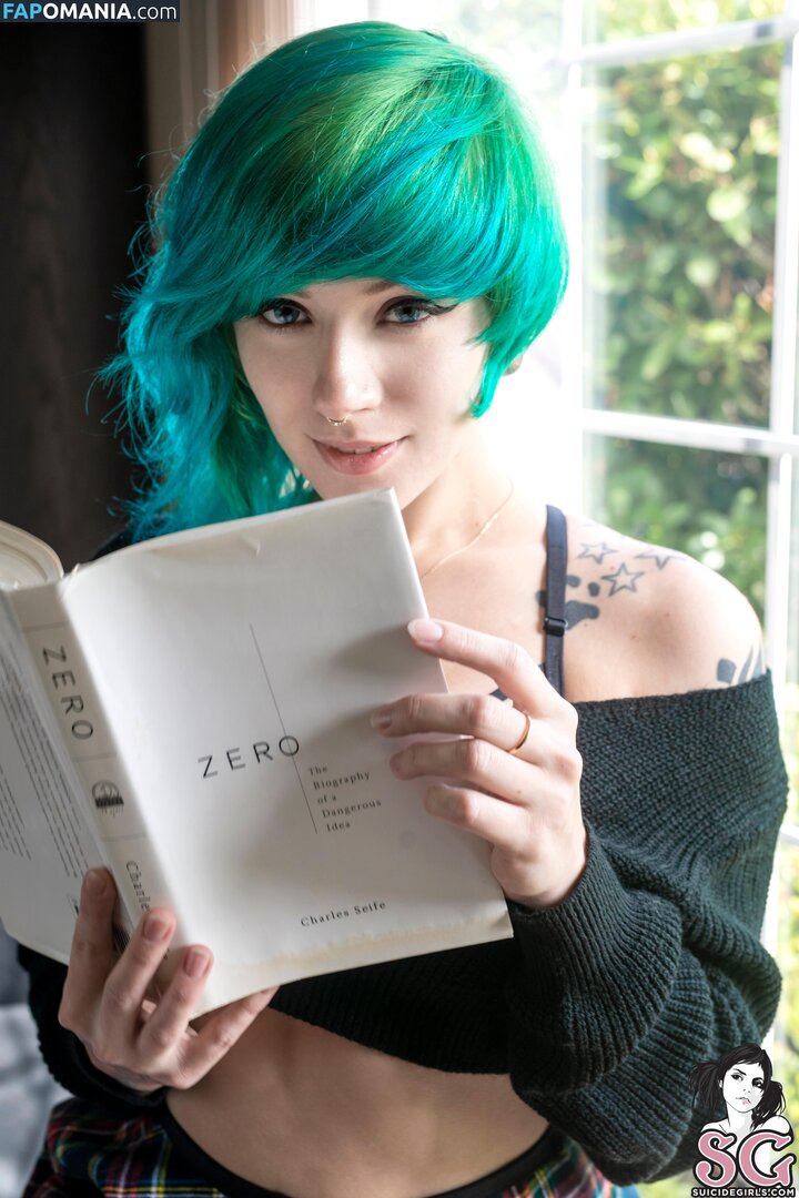 Celebi / Celebi.cos / CelebiCosplays / https: Nahý OnlyFans  Uniklá fotka #75