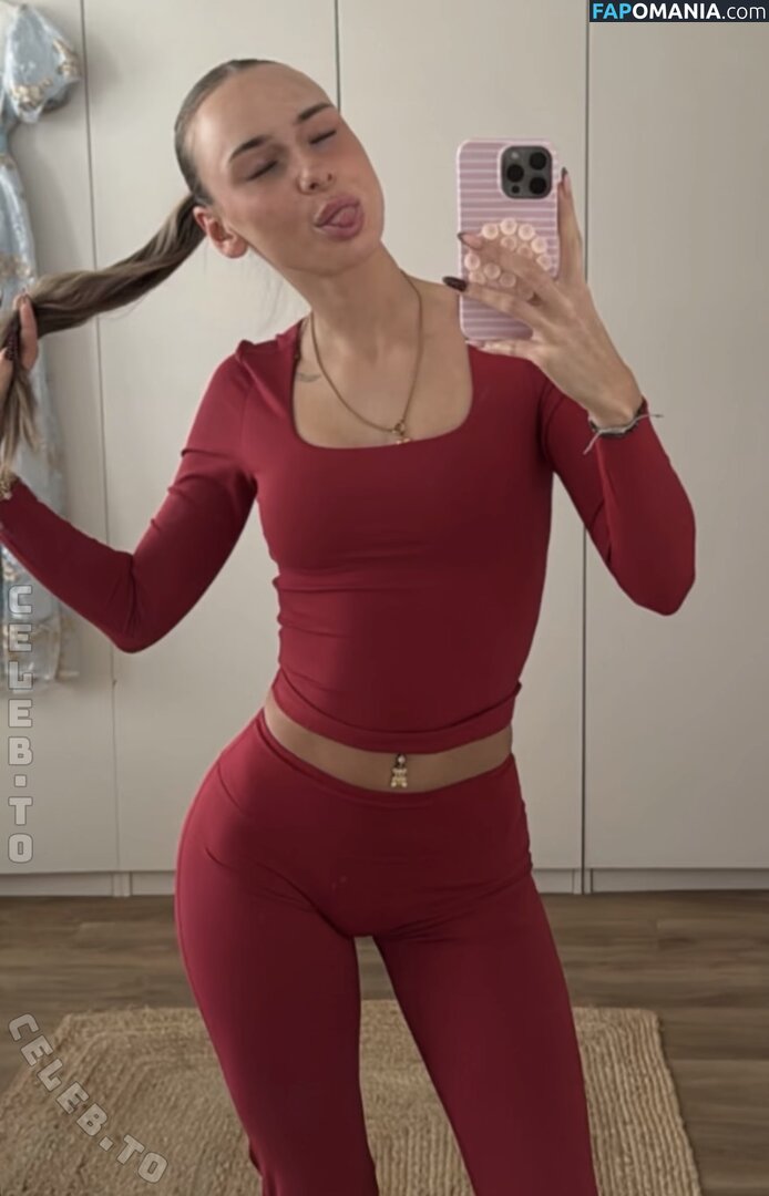 Celina Klug / celina.klug Nahý OnlyFans  Uniklá fotka #4