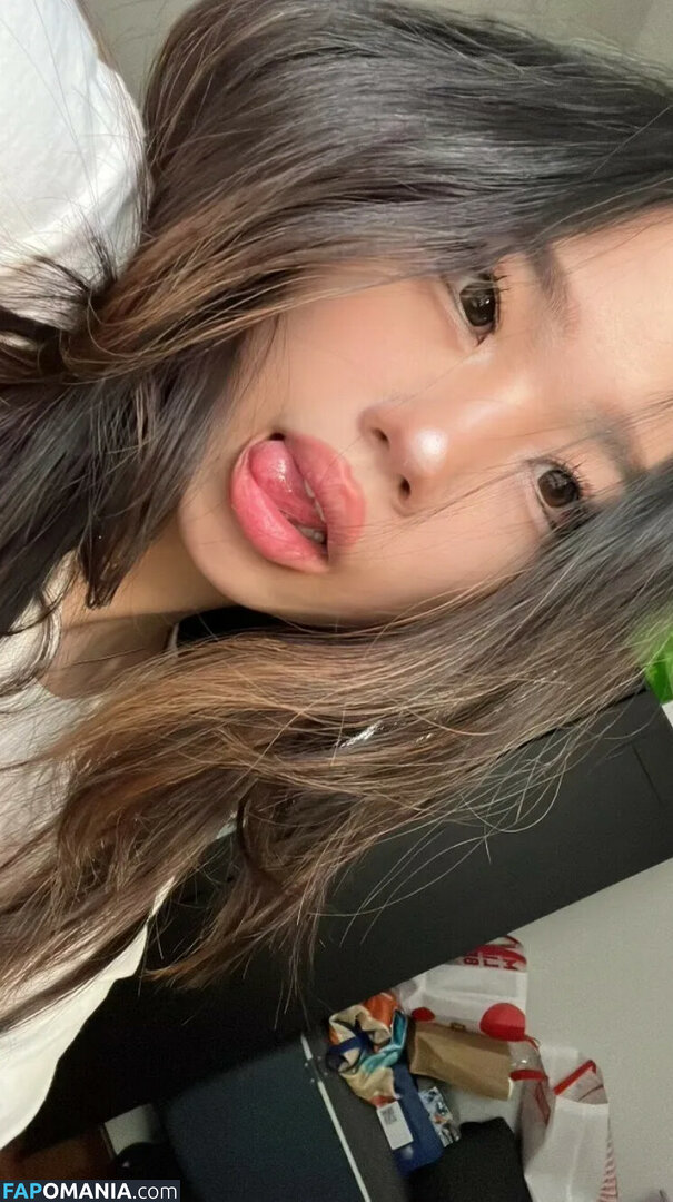 Cellow111 / annie zheng Nahý OnlyFans  Uniklá fotka #8