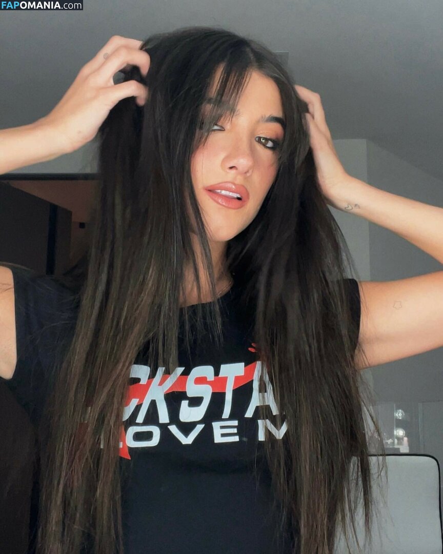 Charli D'Amelio / Charli Damelio / charlidamelio / charliesdamelio Nahý OnlyFans  Uniklá fotka #417