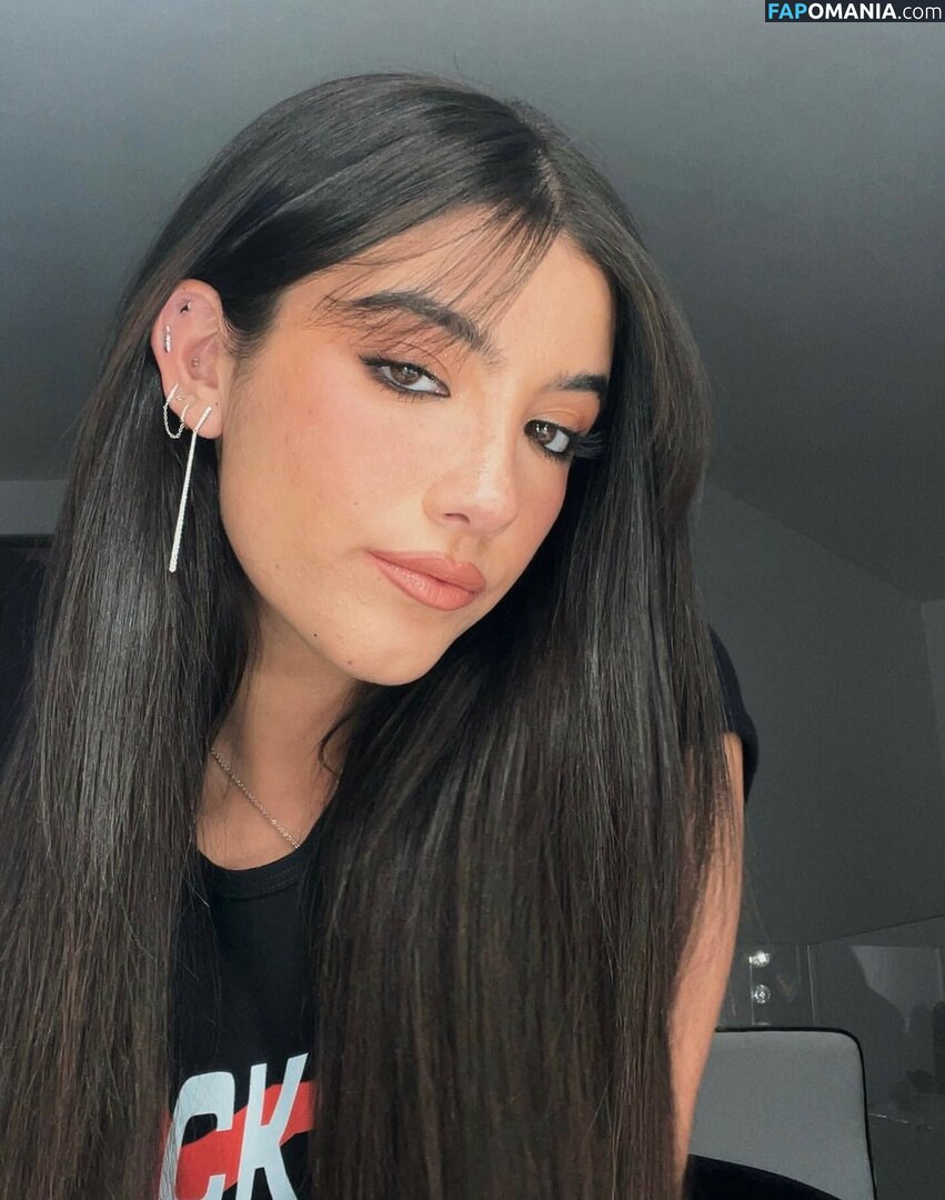 Charli D'Amelio / Charli Damelio / charlidamelio / charliesdamelio Nahý OnlyFans  Uniklá fotka #418