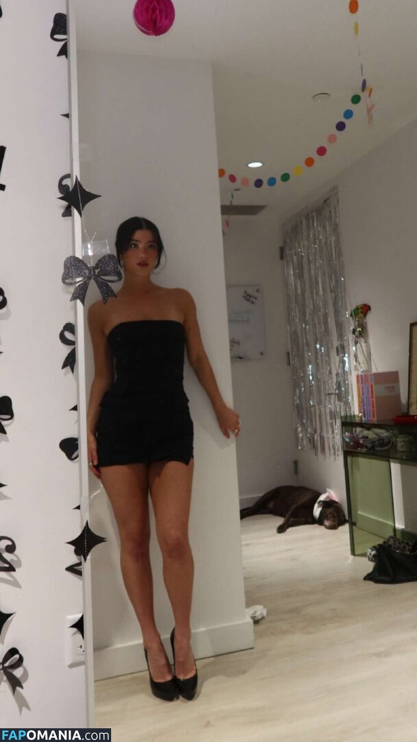 Charli D'Amelio / Charli Damelio / charlidamelio / charliesdamelio Nahý OnlyFans  Uniklá fotka #1543