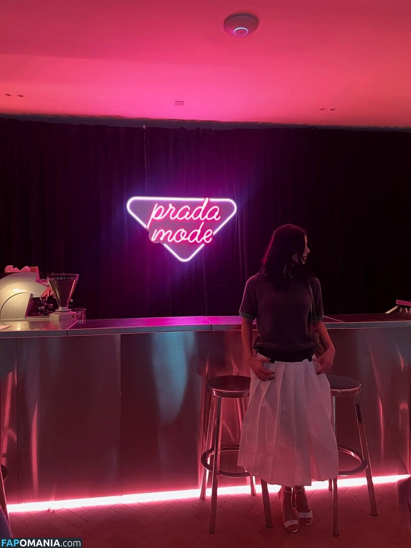 Charli D'Amelio / Charli Damelio / charlidamelio / charliesdamelio Nahý OnlyFans  Uniklá fotka #1570