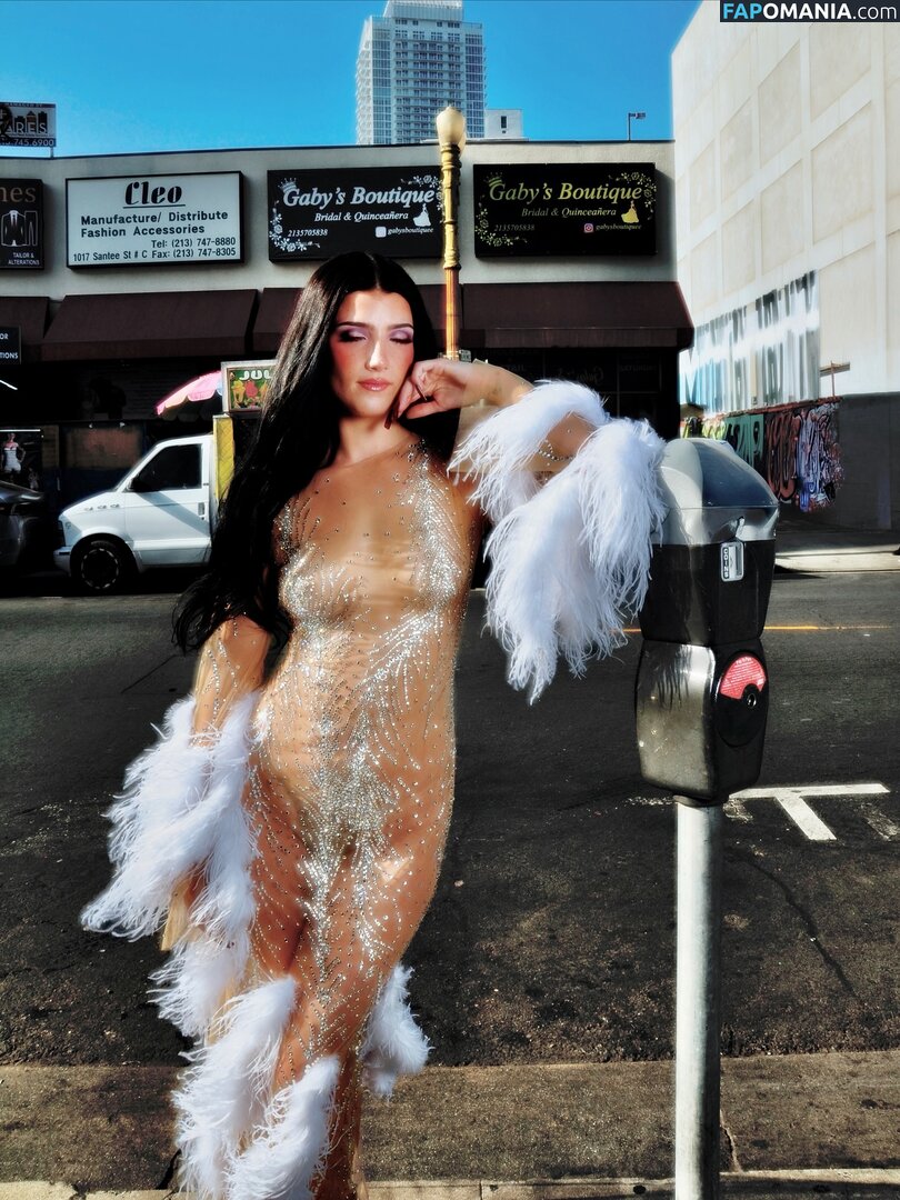 Charli D'Amelio / Charli Damelio / charlidamelio / charliesdamelio Nahý OnlyFans  Uniklá fotka #1580