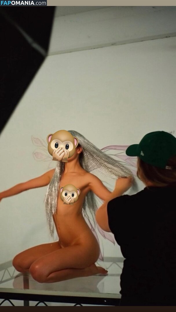 Charli D'Amelio / Charli Damelio / charlidamelio / charliesdamelio Nahý OnlyFans  Uniklá fotka #1623