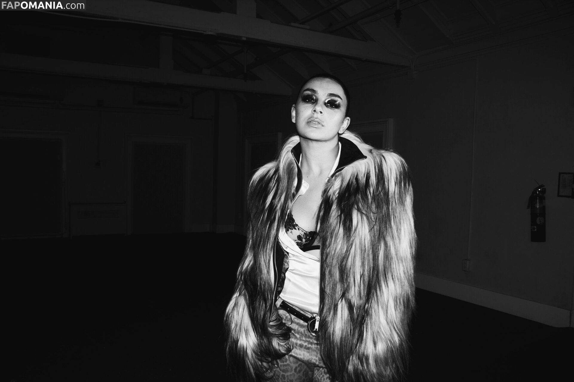 Charli XCX / charli_xcx / charlignarly / charlixcx / https: Nahý OnlyFans  Uniklá fotka #1281