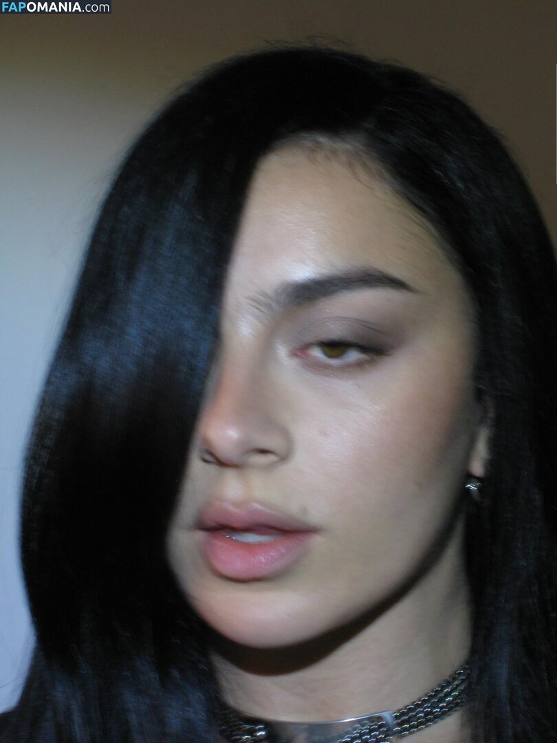 Charli XCX / charli_xcx / charlignarly / charlixcx / https: Nahý OnlyFans  Uniklá fotka #1294