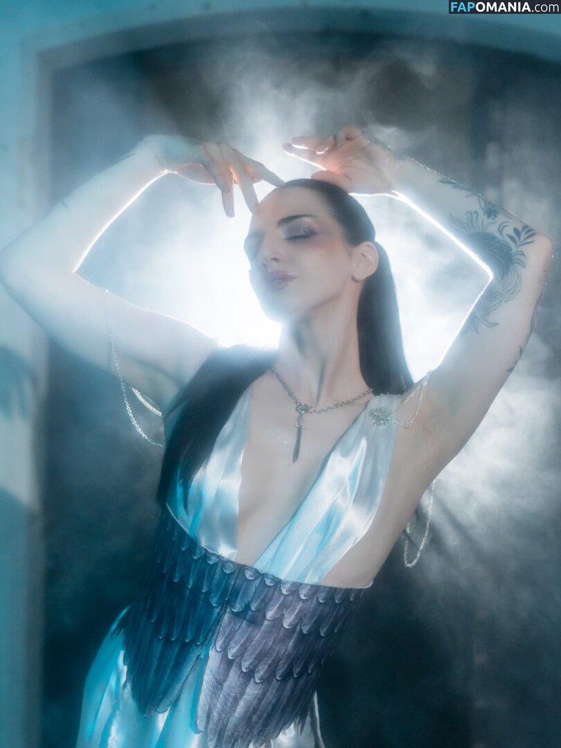 Charlotte Foxx / charlottefoxx_ Nahý OnlyFans  Uniklá fotka #4