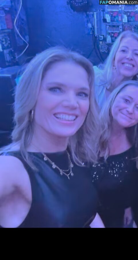Charlotte Hawkins / CharlotteHawkns / Good Morning Britain / TV Presenter / charlottehawkins1 Nahý OnlyFans  Uniklá fotka #26