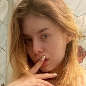 Cheeky_alexa