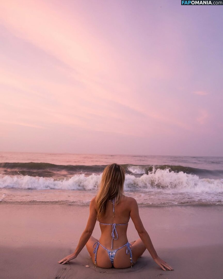 Fancy nancy / chlo_in_nyc / fancynancyny Nahý OnlyFans  Uniklá fotka #7