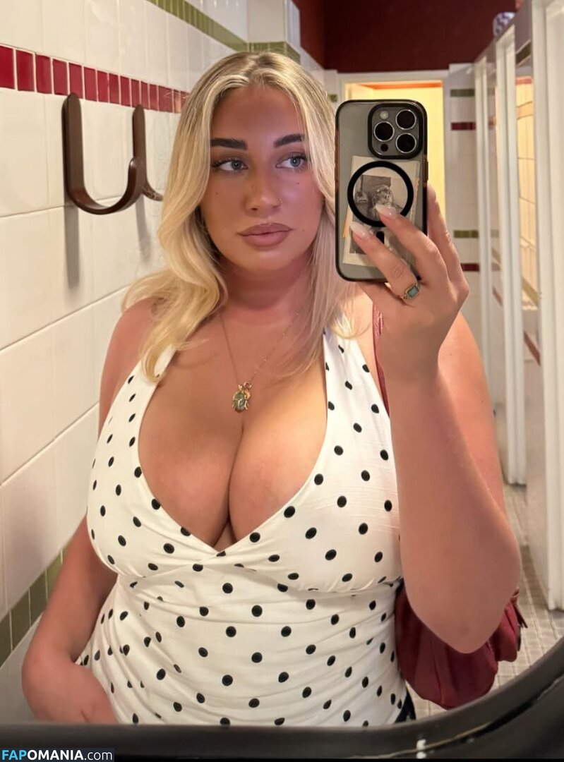 chloemoriondo / https: Nahý OnlyFans  Uniklá fotka #13