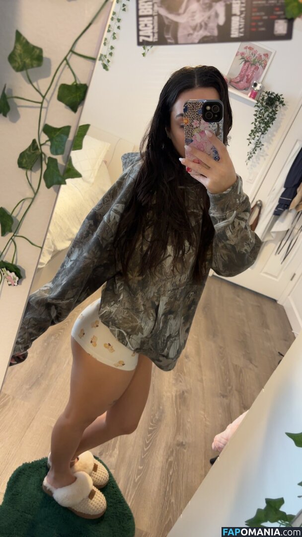 Choppawife2 / choppaawife / elessa.skr / https: / itselessa Nahý OnlyFans  Uniklá fotka #25