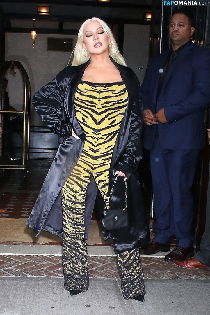 Christina Aguilera Nahý Uniklá fotka #38