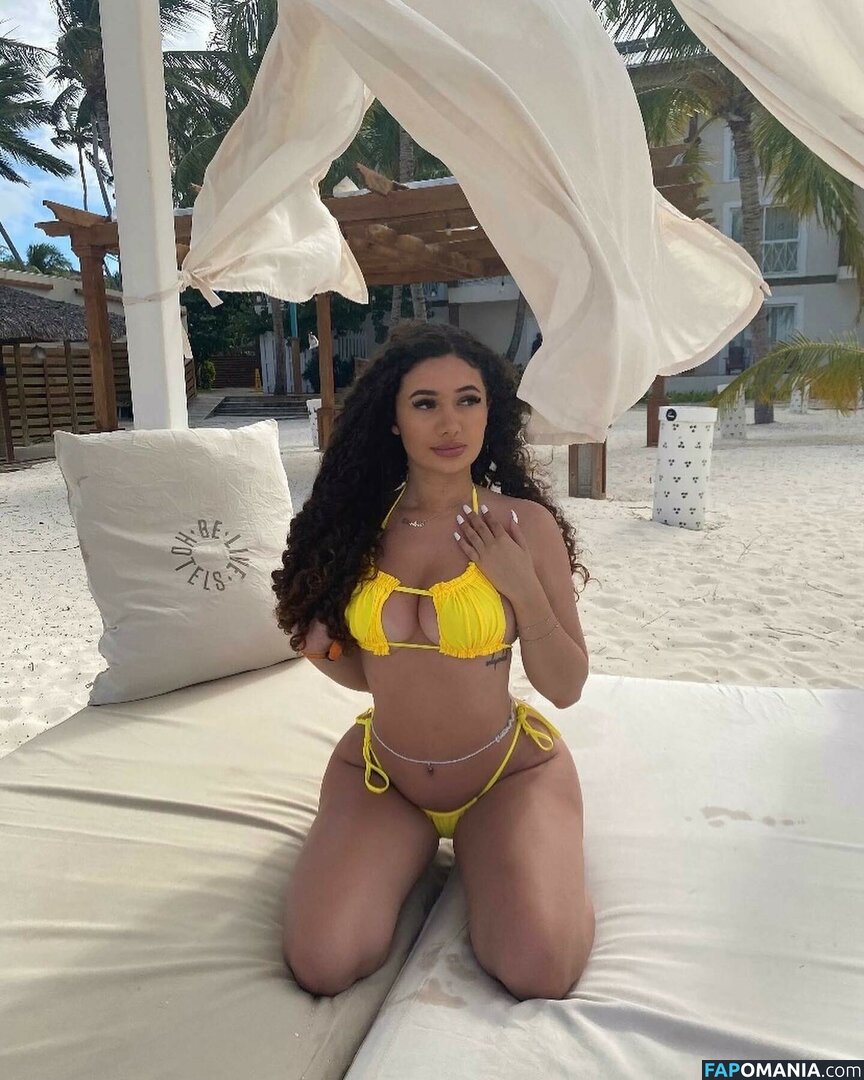 Christina April Amaral / aprilafterdarkk / christinaaamaral Nahý OnlyFans  Uniklá fotka #10