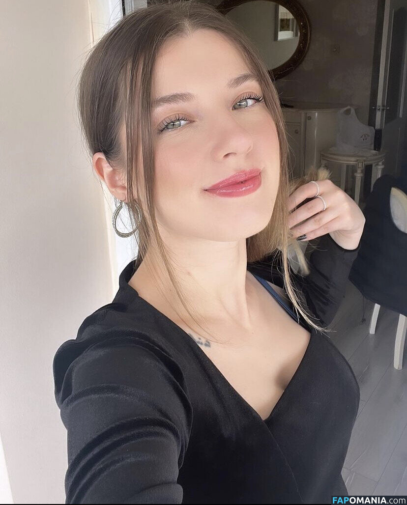 Cigdem Turk / cigdeemturk / cigdemT Nahý OnlyFans  Uniklá fotka #3