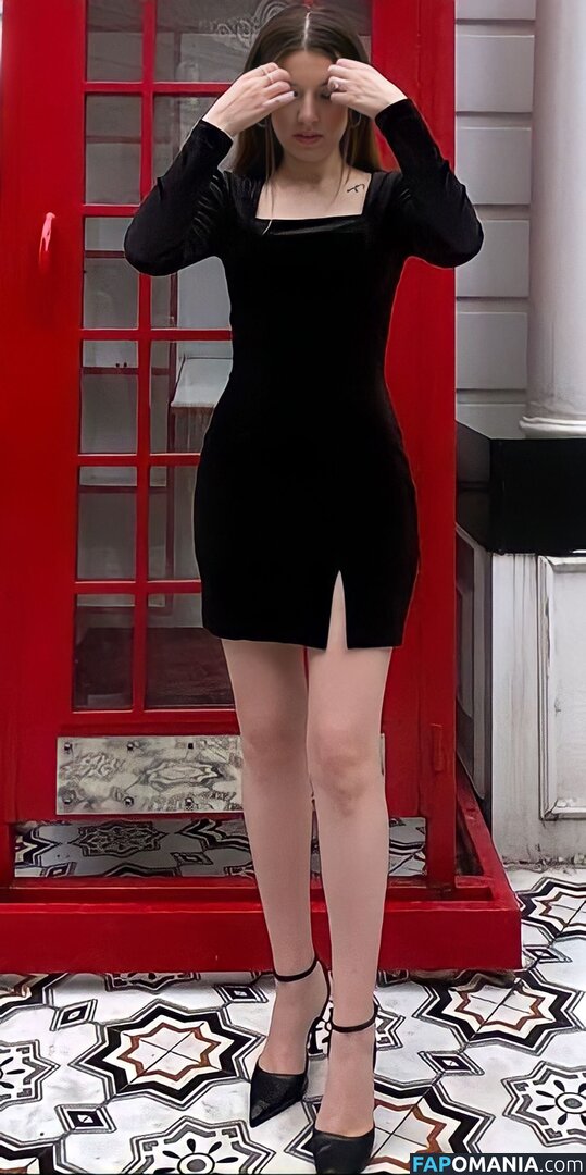 Cigdem Turk / cigdeemturk / cigdemT Nahý OnlyFans  Uniklá fotka #7