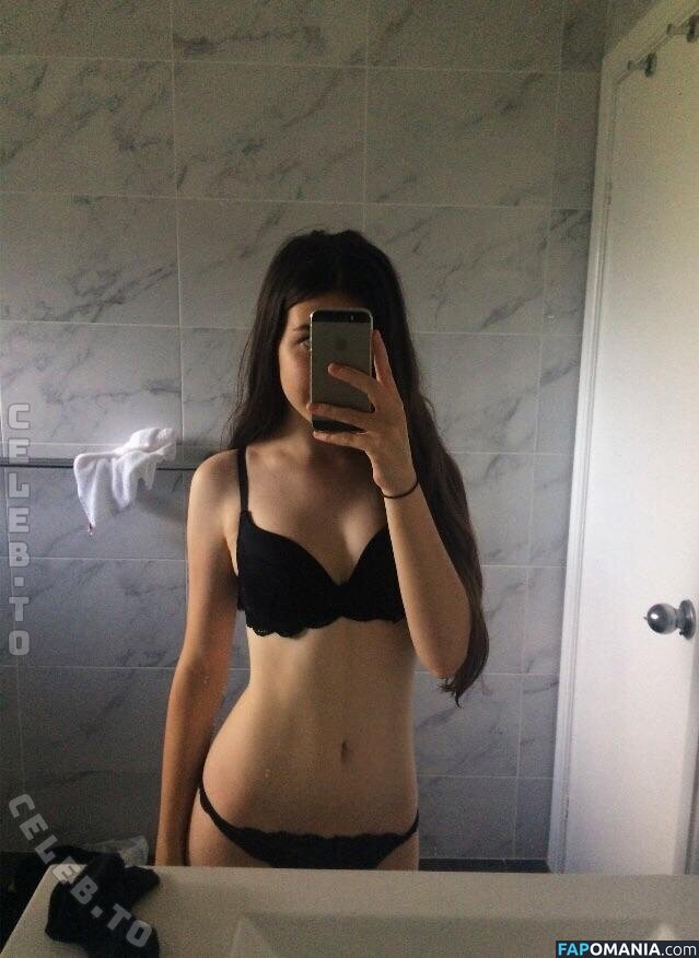 Claudiamari / claudiamariinae / claumarii Nahý OnlyFans  Uniklá fotka #6