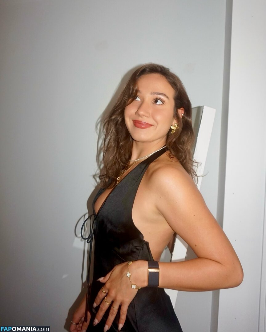 Courtney Sarault / court_sarault / courtsarault / https: Nahý OnlyFans  Uniklá fotka #27