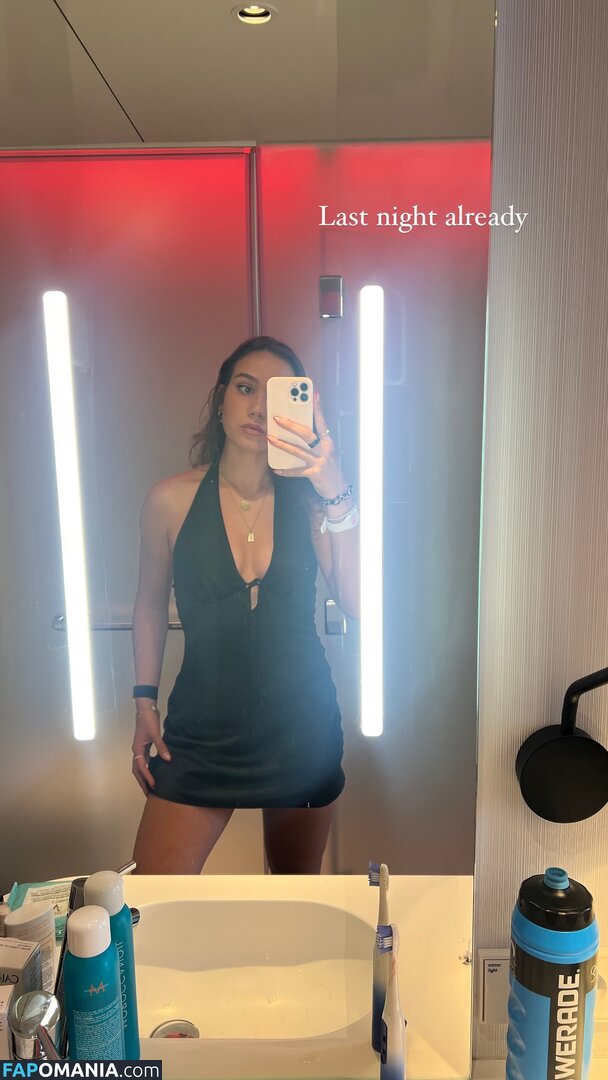 Courtney Sarault / court_sarault / courtsarault / https: Nahý OnlyFans  Uniklá fotka #29