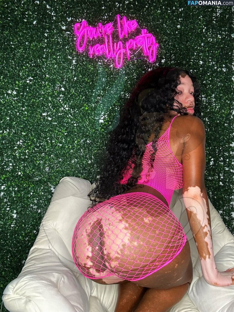 Curiousiteaaa / Traycee Teaa Nahý OnlyFans  Uniklá fotka #29