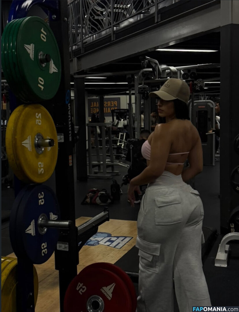 cynthiia.xx / cynthiia_xv Nahý OnlyFans  Uniklá fotka #2