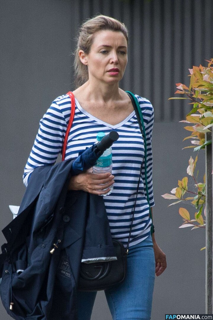 Danni Minogue / danniiminogue Nahý OnlyFans  Uniklá fotka #15