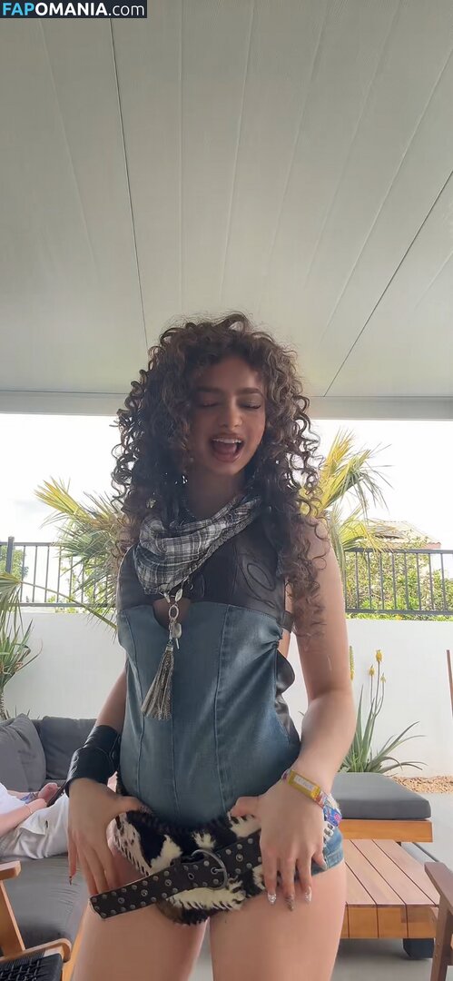 Demitra Kalogeras / demitrakalogeras Nahý OnlyFans  Uniklá fotka #23