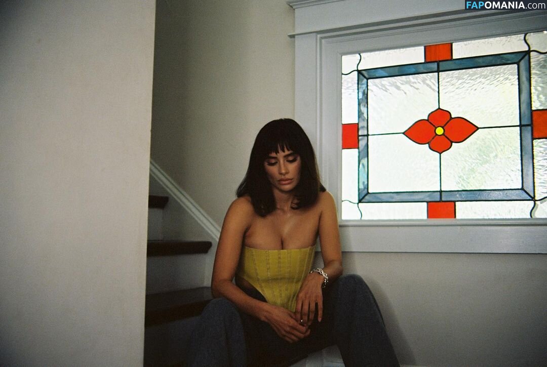 Crazy Jane / Diane Guerrero / Doom Patrol / dianeguerrero__ / dianexguerrero Nahý OnlyFans  Uniklá fotka #24
