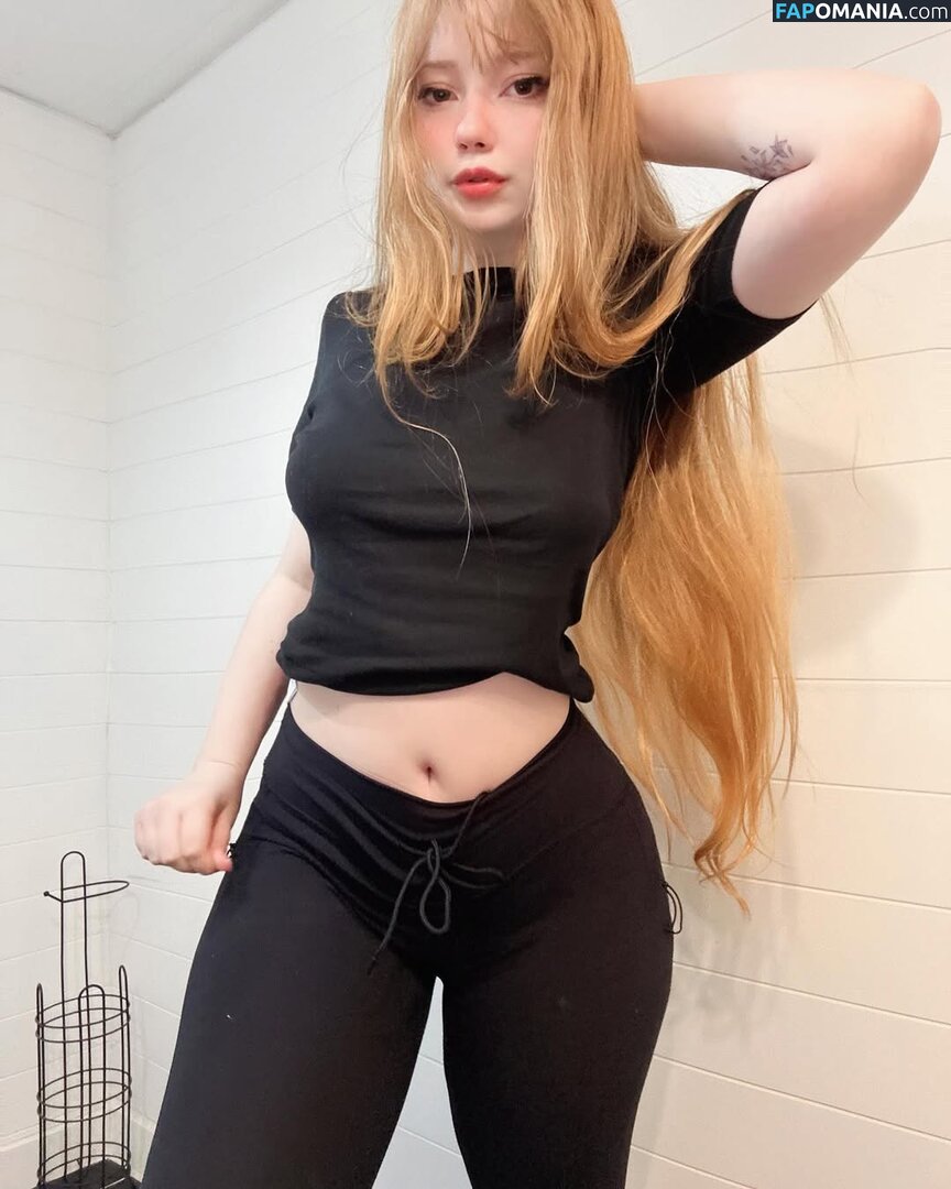Diovana Konigsreuter / diokonigsreuter / diovanakoni Nahý OnlyFans  Uniklá fotka #1