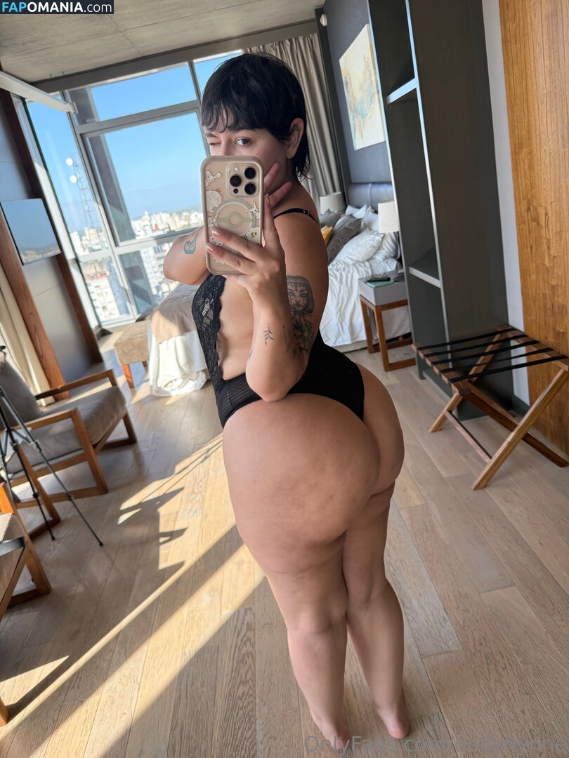 Dolly Flynne / dollyflynne Nahý OnlyFans  Uniklá fotka #2