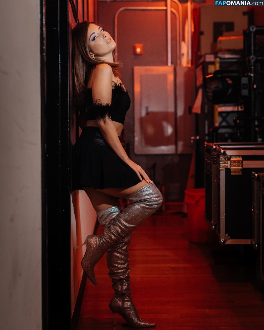 Donya Dadrasan / donyadadrasan / https: Nahý OnlyFans  Uniklá fotka #18