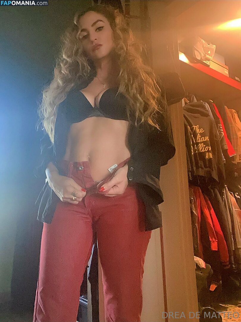 Adriana La Cerva / Drea DeMatteo / dreadematteo Nahý OnlyFans  Uniklá fotka #3