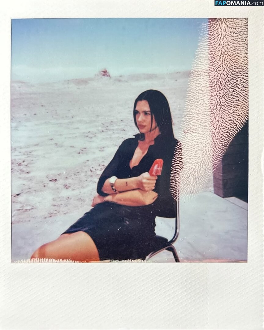 Dua Lipa / dualipa Nahý OnlyFans  Uniklá fotka #154