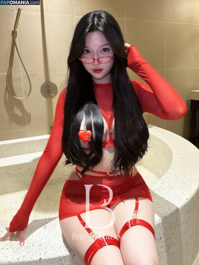 Duyenn Hipp / duyenn.hipp Nahý OnlyFans  Uniklá fotka #261