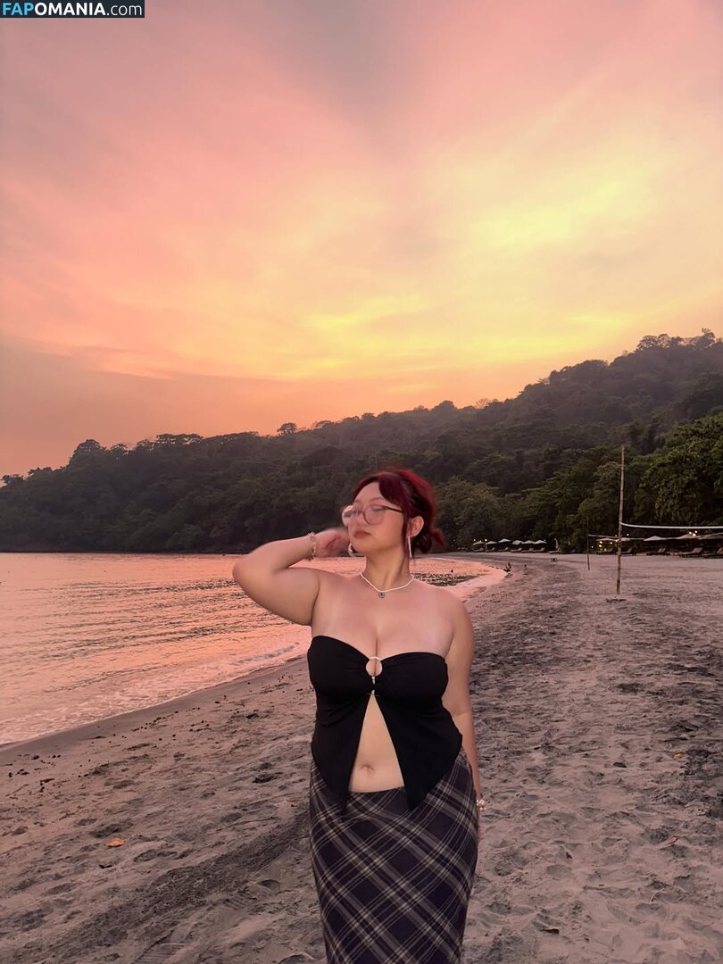 dvmyuna / dvna___dvna Nahý OnlyFans  Uniklá fotka #1