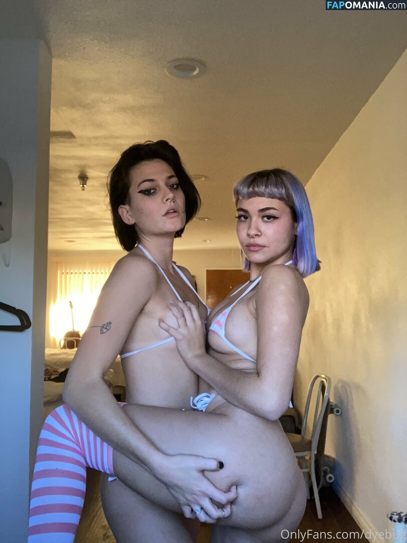 dyebug / dyebugcos / dyeebug Nahý OnlyFans  Uniklá fotka #36