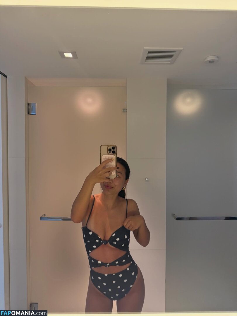 eatingalonediaries / khaleesi420eats Nahý OnlyFans  Uniklá fotka #2